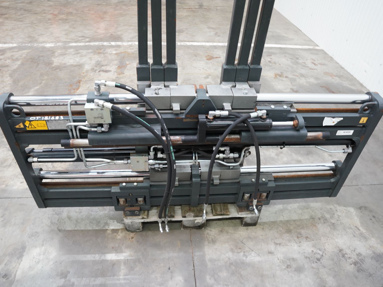 K1035_3